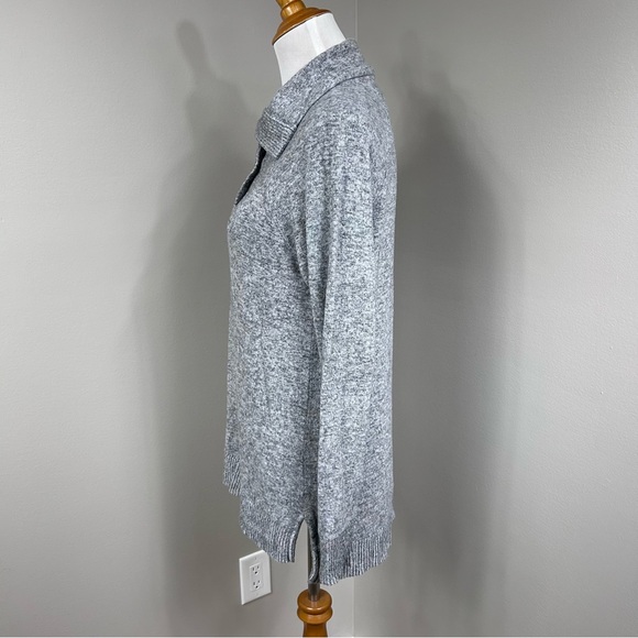 Saturday Sunday by anthropologie long sleeve soft knit burron up turtle neck - Picture 7 of 11